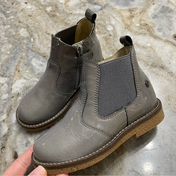 New Kids Naturino Arthur Chelsea Shiny Leather Boots - Picture 1 of 12